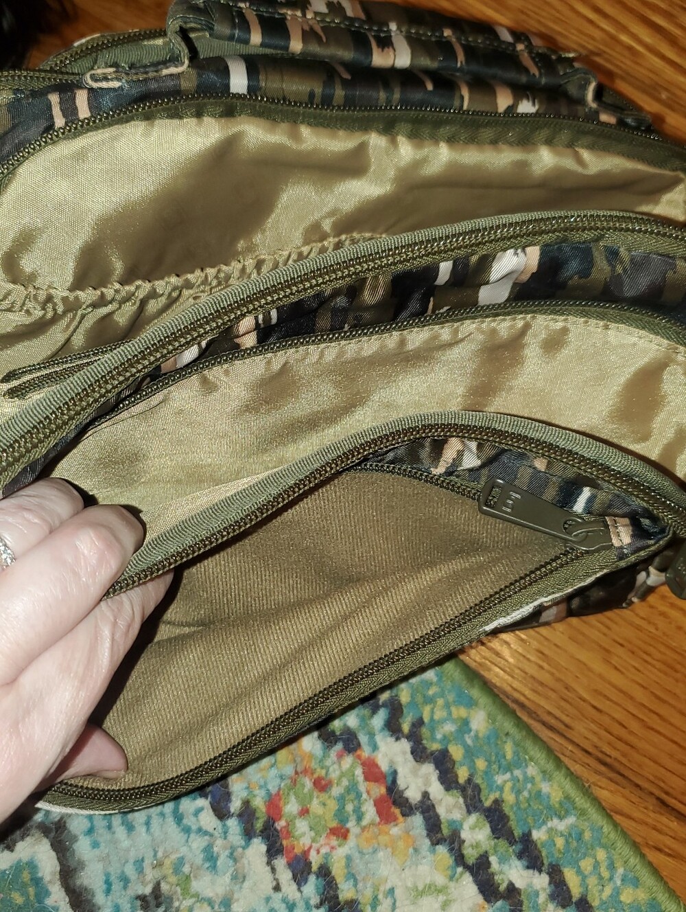 LUG Scoop Crossbody Bag in Multi-Tone Olive Camo EUC - Picture 2 of 7